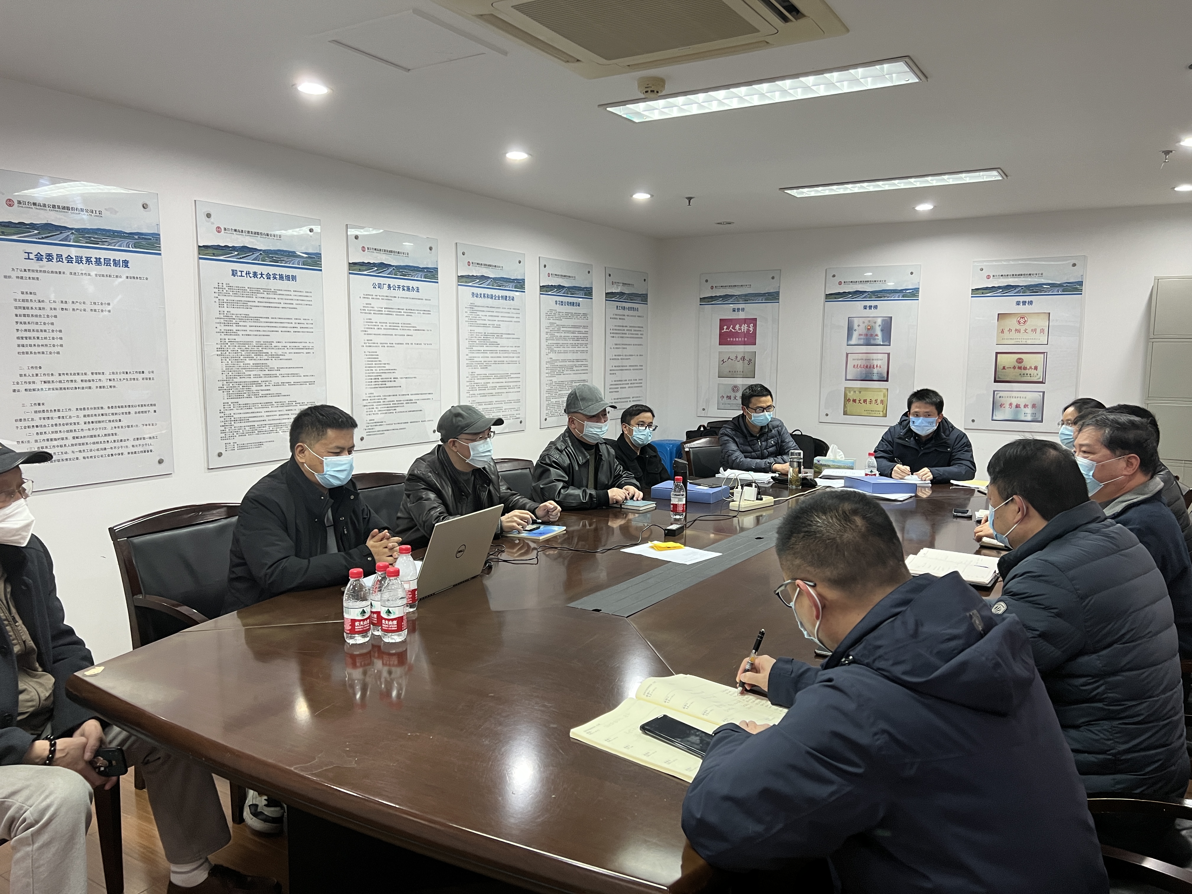 1671405009467465.jpg 職業(yè)健康體系總結(jié)會1(胡正熙).JPG