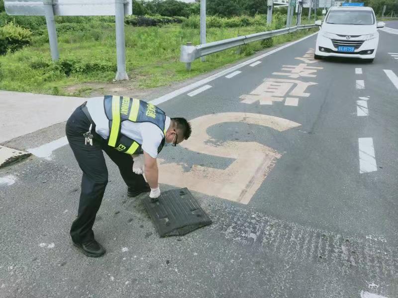 1685491594298775.jpg b739a282b7098827d84c51cc70e6d1d.jpg