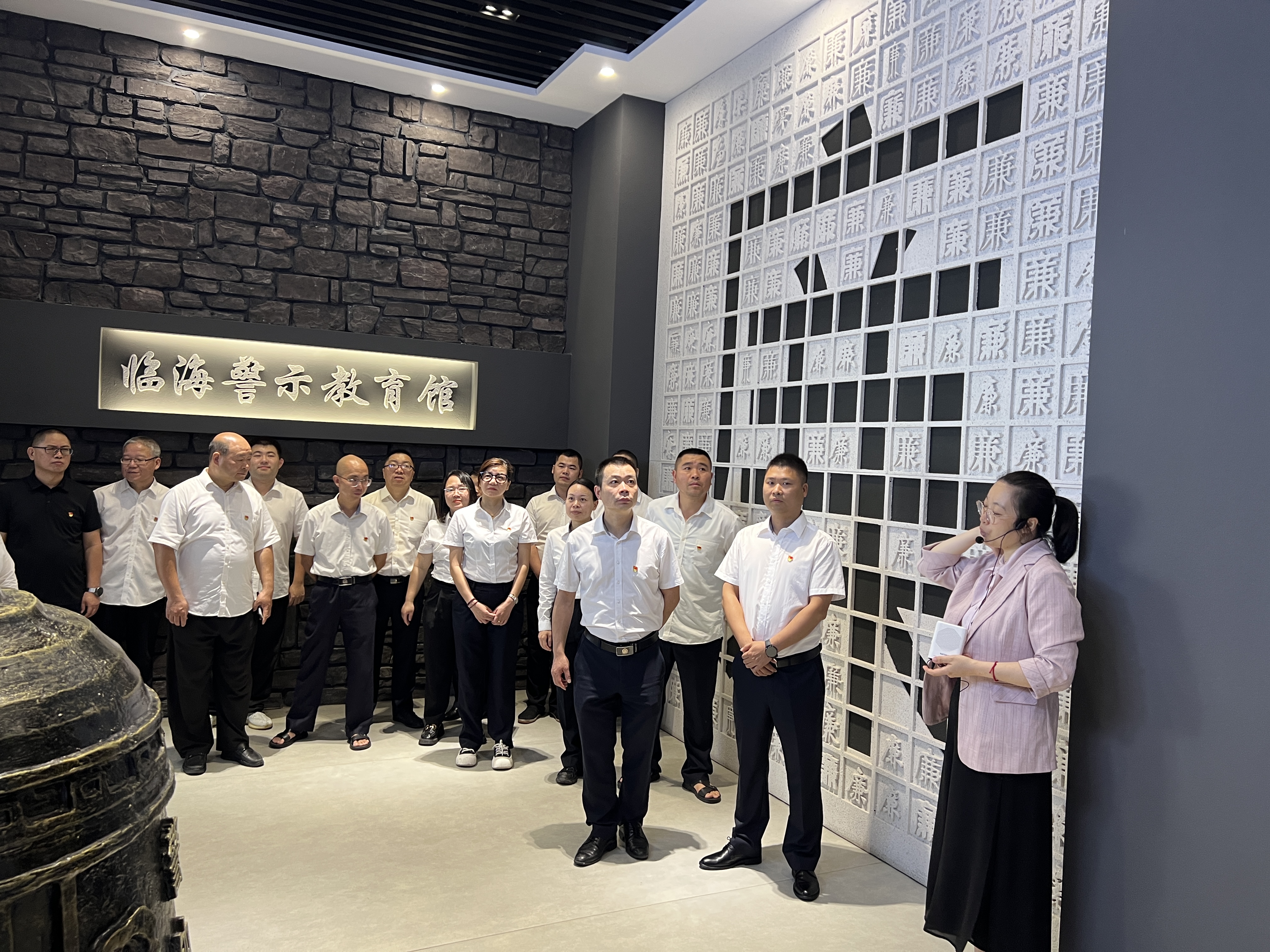 1718333113945898.jpg 2.jpg